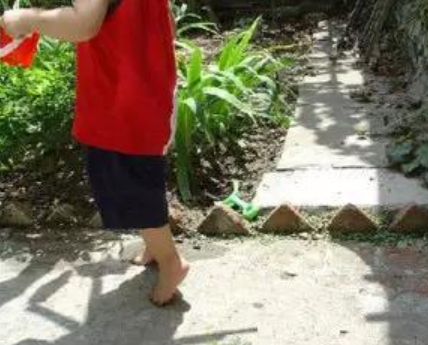 网友评选最想要的动漫道具 就想要个机器猫-世界杯专题(图4) 比赛集锦